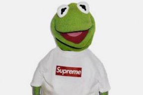 Supreme8181